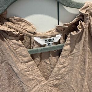 BB Dakota Textured Beige Blouse